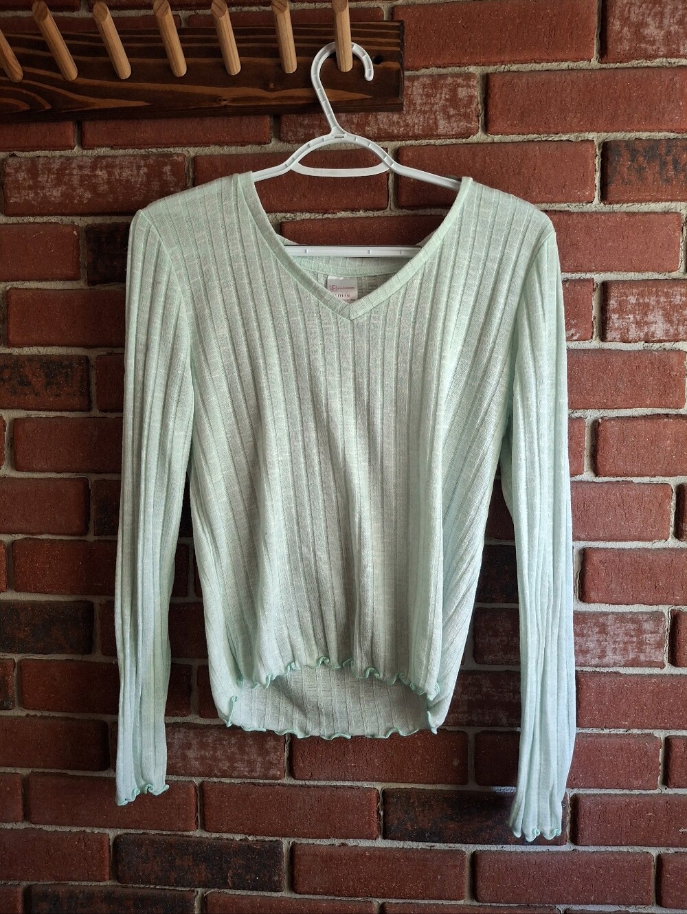 No Boundaries Mint Ribbed V-Neck Long Sleeve Top